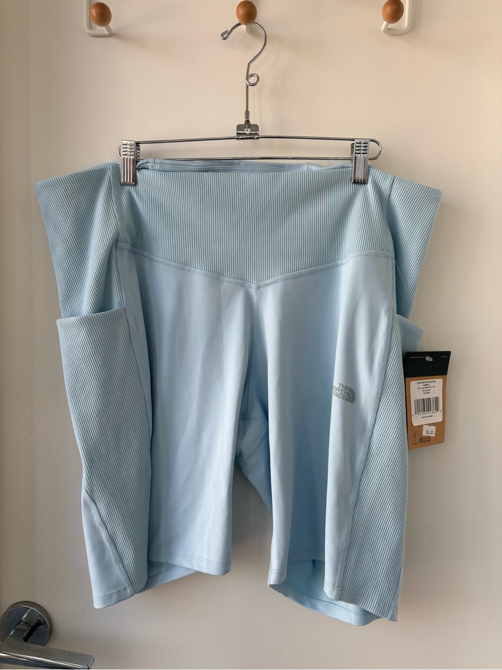 NEW North Face Women’s Baby Blue 9'' Athletic Shorts Size 2XL